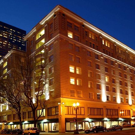 Embassy Suites By Hilton Portland Downtown Bagian luar foto