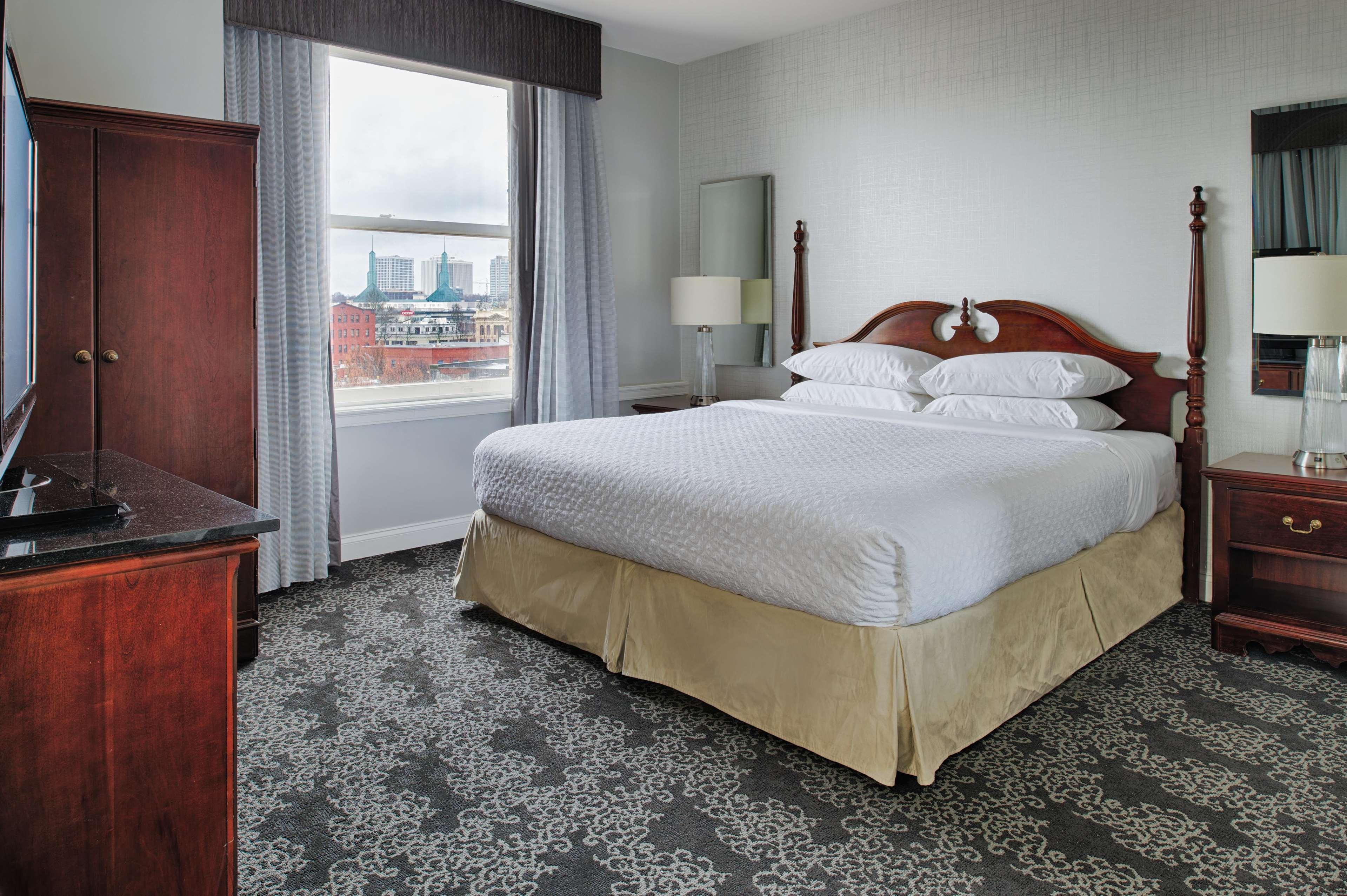 Embassy Suites By Hilton Portland Downtown Bagian luar foto