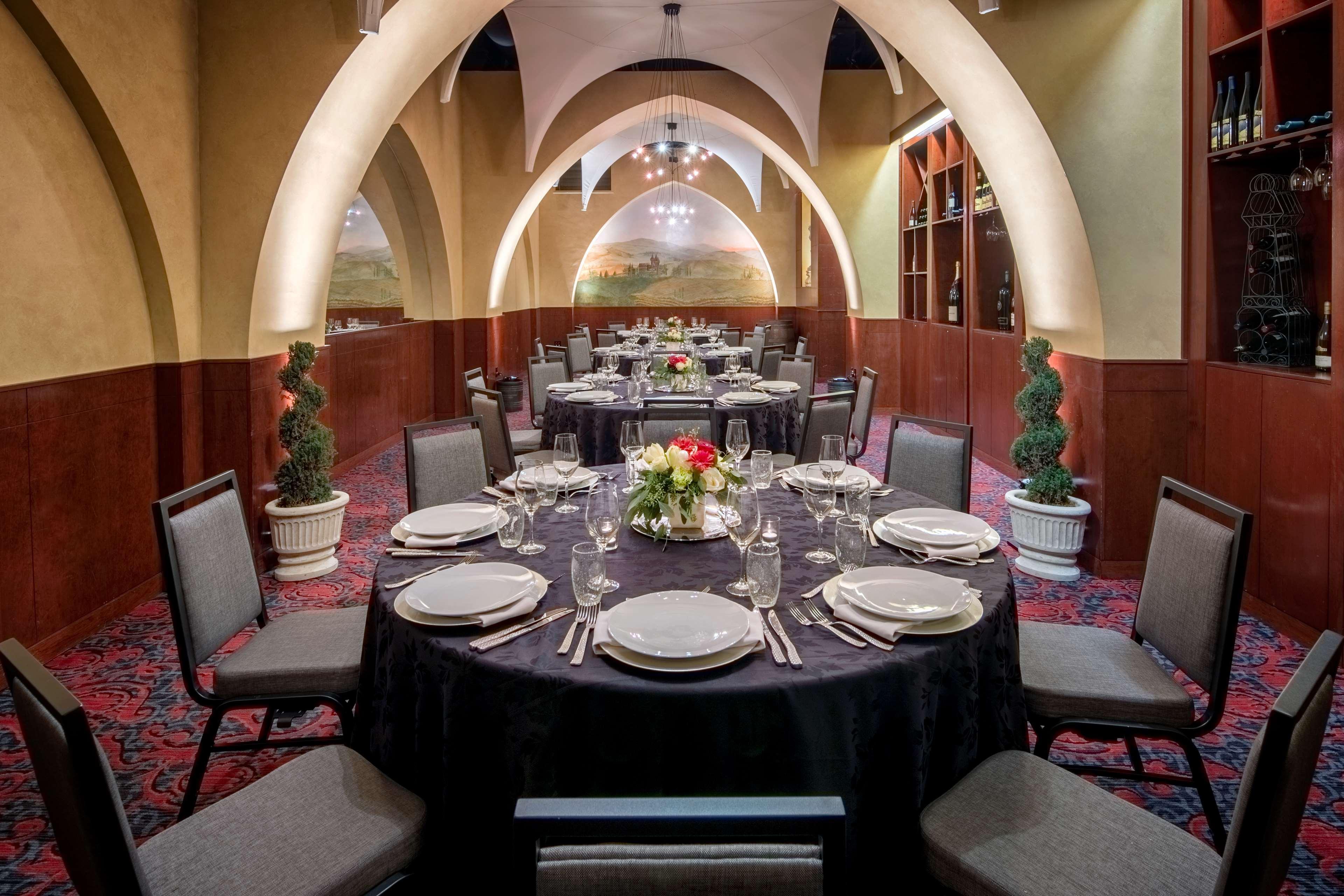 Embassy Suites By Hilton Portland Downtown Bagian luar foto