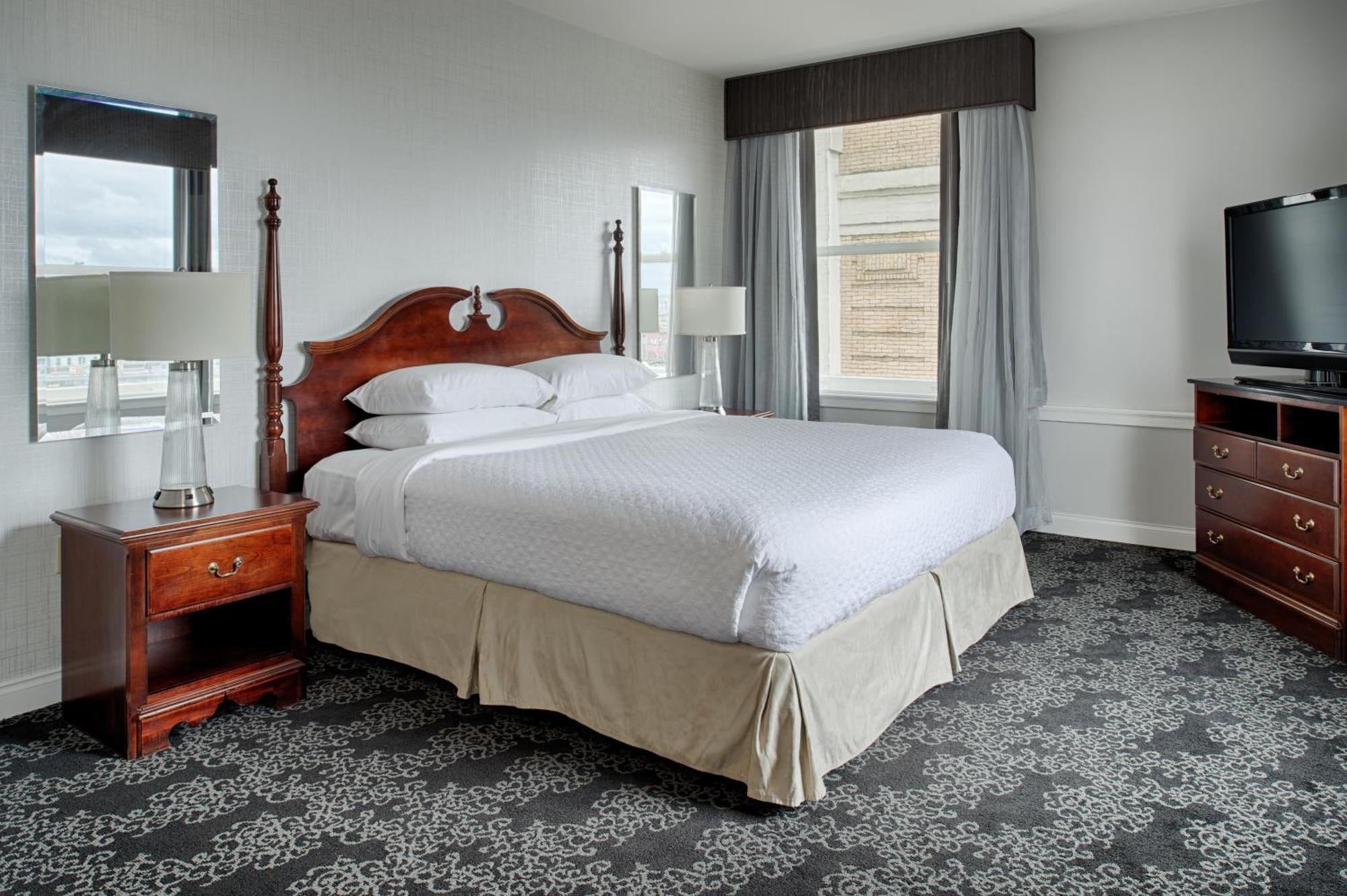 Embassy Suites By Hilton Portland Downtown Bagian luar foto
