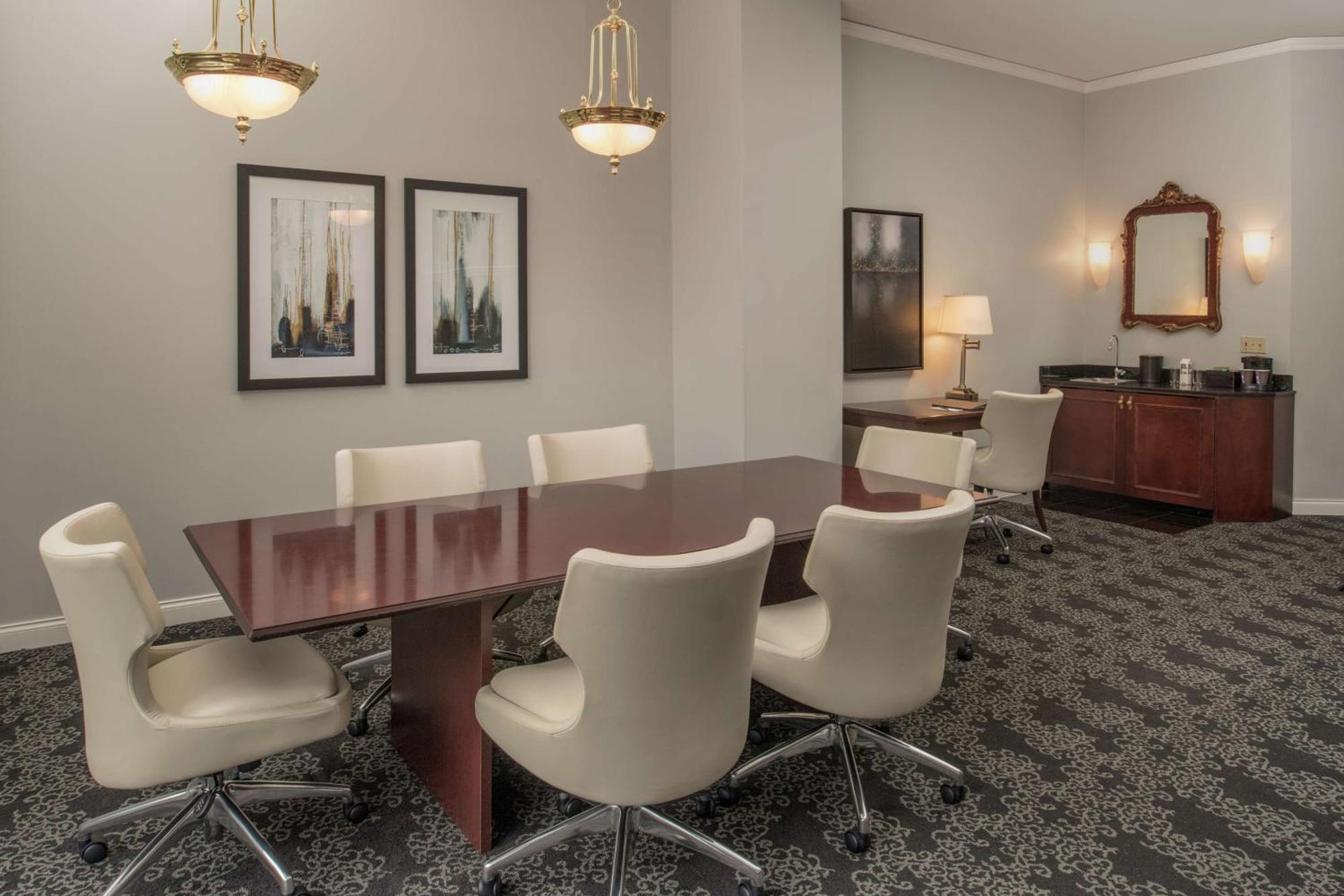 Embassy Suites By Hilton Portland Downtown Bagian luar foto