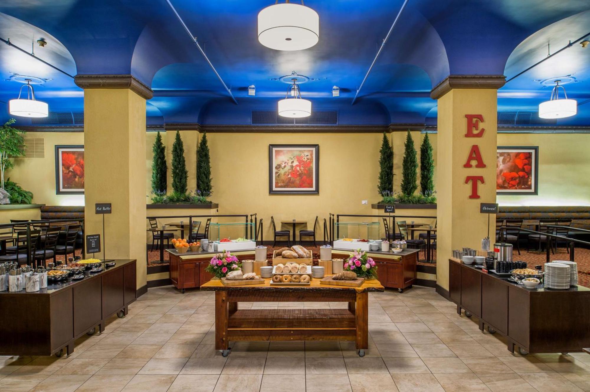 Embassy Suites By Hilton Portland Downtown Bagian luar foto