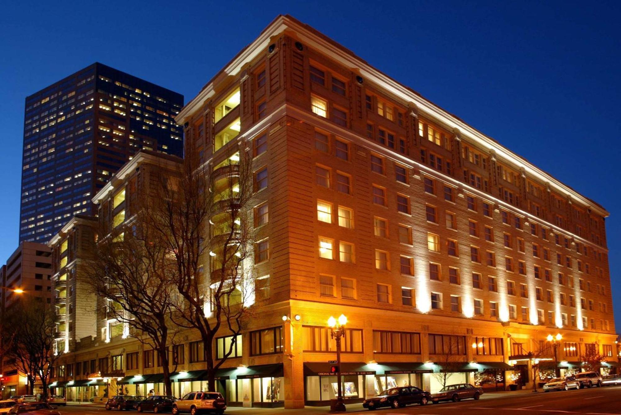 Embassy Suites By Hilton Portland Downtown Bagian luar foto
